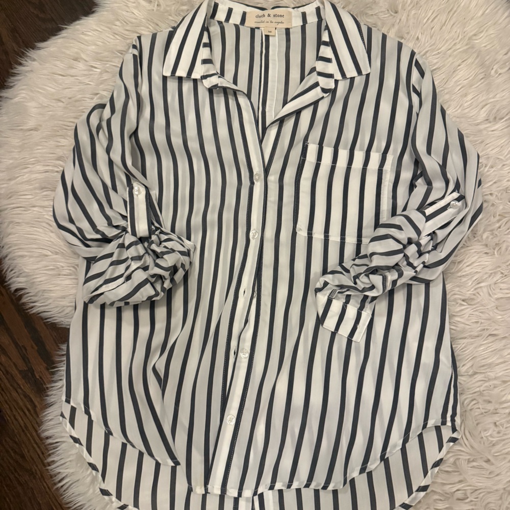 Cloth & Stone Grey and White Striped Top - Picture 2 of 5
